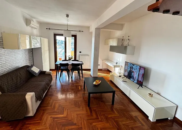 Eva Guest House Apartment